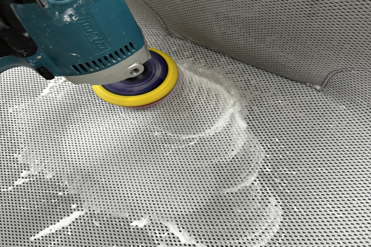 카페트 얼룩 제거